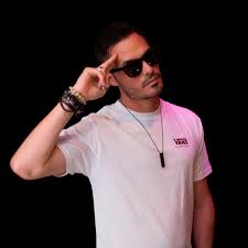 Adrián L